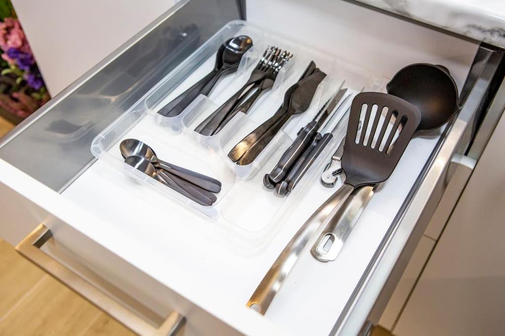 Studio Apartment With All Amenities In Kolonaki Athen Eksteriør billede