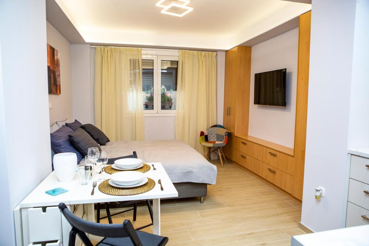 Studio Apartment With All Amenities In Kolonaki Athen Eksteriør billede